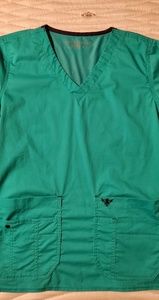 Med couture  Scrub set